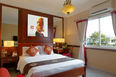Phòng Superior Queen — Ben Thanh Boutique Hotel